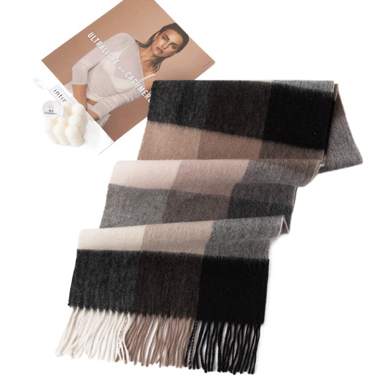 Thickened Autumn and Winter Plaid 100% Wool Scarf, Atmospheric Women's Versatile Warm Wool Scarf, Comfortable Shawl