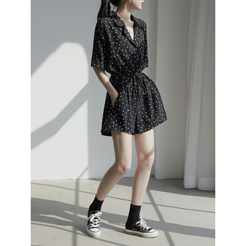 波点连体裤夏季女宽松显瘦舒适气质薄款V领雪纺阔腿裤连衣短裤