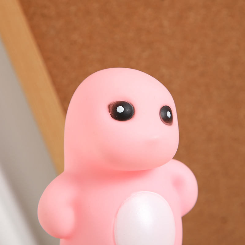 小奶龍小夜燈擺件搪膠卡通公仔床頭髮光擺件夜市擺攤創意小燈玩具