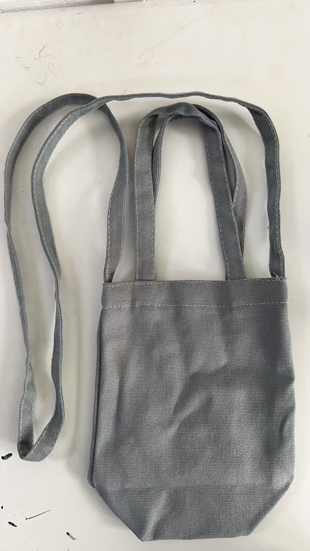 Bolsa de lona creativa portátil crossbody bolsa de paraguas bolsa de teléfono móvil cubierta de la caldera botella de agua bolsa de leche té aislado taza de agua cubierta