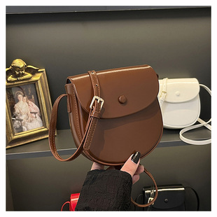 ��ɫ�ǹ�������t���\Ů����Ʒ�μ�ٴ�б���֙C���͹��R������ɫ