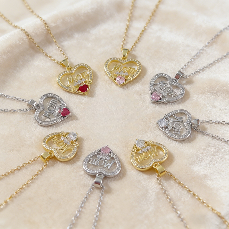 European And American Minimalist Letter "mom" Pendant Trendy Heart Necklace With A High-end Feel, Versatile Zircon_voghion.com