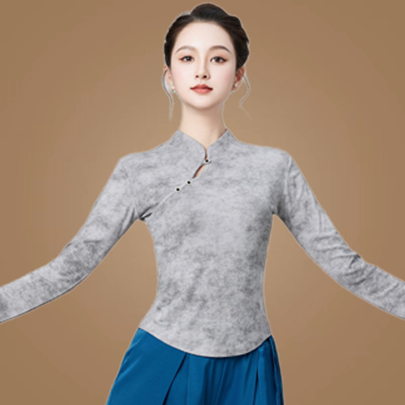 Gray long sleeve top