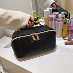 新型pu化粧バッグネット赤高級感手提げ化粧品収納バッグ大容量旅行女性携帯洗面バッグ