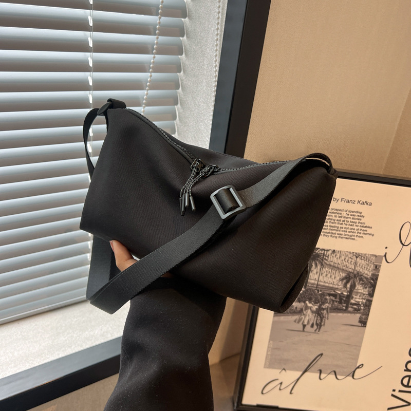 Large-Capacity Commuter Oxford Cloth Bag for Women 2026 New Style Single-Shoulder Versatile Crossbody Tote Bag for College Students Attending Classes
