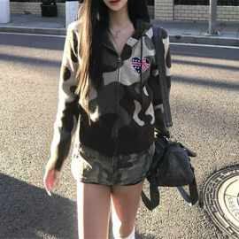 美式复古迷彩爱心刺绣连帽针织毛衣女秋冬宽松百搭上衣开衫外套潮