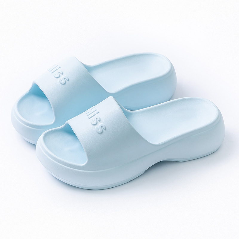 Nuevas pantuflas de suela gruesa para mujer, pantuflas ligeras de EVA para verano, antideslizantes, para playa, con aumento de altura.