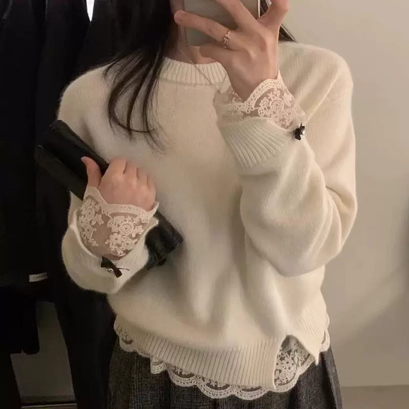 温柔风蕾丝拼接软糯毛衣打底衫女韩系圆领长袖套头针织衫内搭上衣