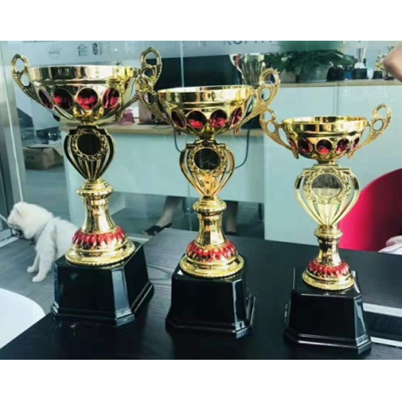 Fabricación de trofeos creativos Estudiantes Reunión anual de deportes de equipo de empresas Fútbol y baloncesto Ganadores de premios
