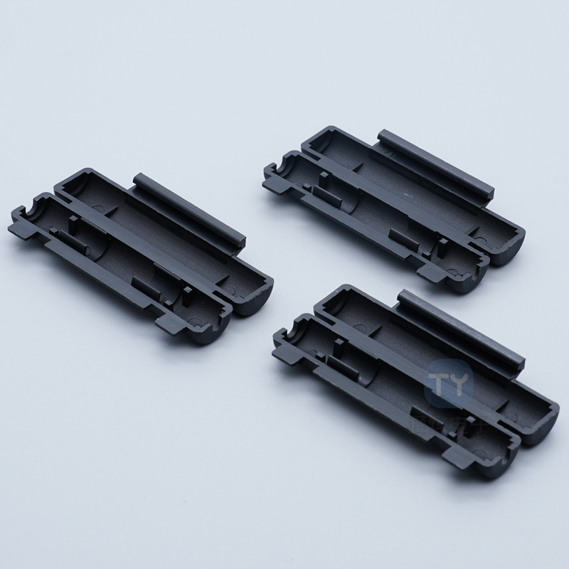 6X30 ヒューズチューブホルダーヒンジタイプ単管ヒューズボックスピーナッツシェル黒ナイロン難燃性 PA 素材|undefined