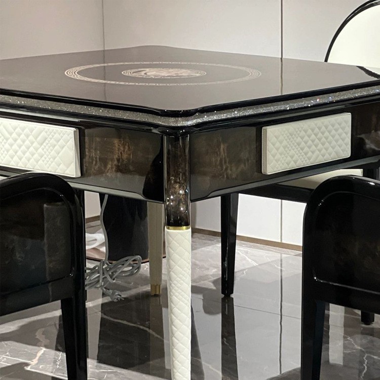 Máquina de mahjong automática para el hogar de lujo ligero, villa de lujo ligero italiano, mesa de comedor de madera maciza, juego de cartas, mesa de mahjong de doble uso