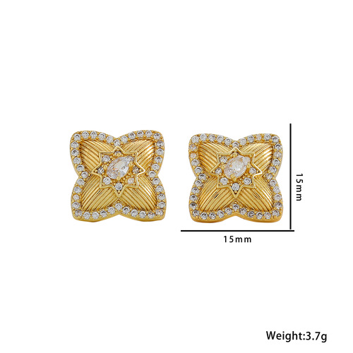 Necklace for Women, Influencer Lucky Grass Zircon Flower, Unique and Lightweight Luxury New Design Pendant Set, Titanium Steel Necklace
