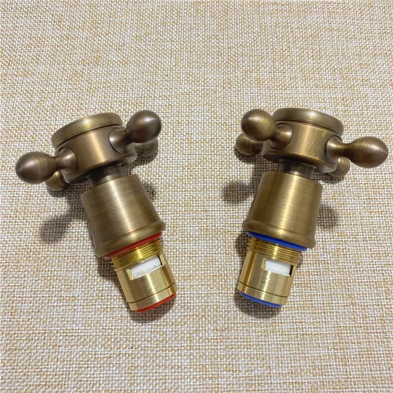Full Faucet Handle Cross Plum Blossom Handwheel Antique Double Handle Faucet Valve Core Hot and Cold Water Shower Accessories