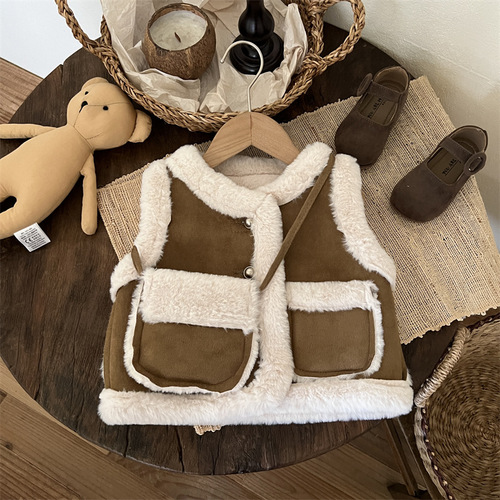 Ningli Girls' Vest Autumn and Winter New Children's Fashion Lamb Velvet Sleeveless Vest Baby Sweet Little Fragrance Jacket