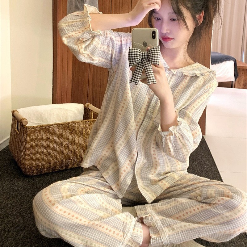 2025 Simple, Gentle and Sweet Blue Plaid Floral Navy Collar Cotton Home Wear Pajamas Set