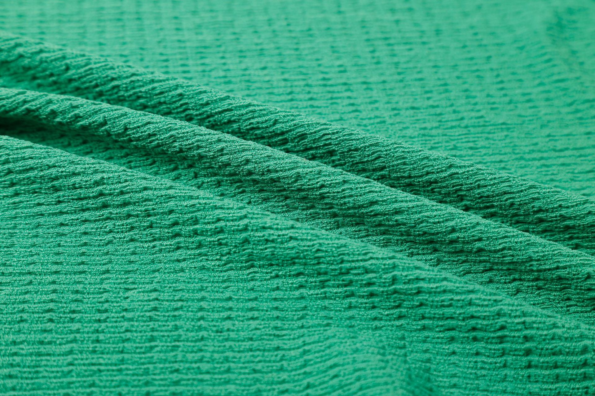 经编涤纶弹力针织提花皱布 2023流行韩版时尚女装面料 竹节风格布