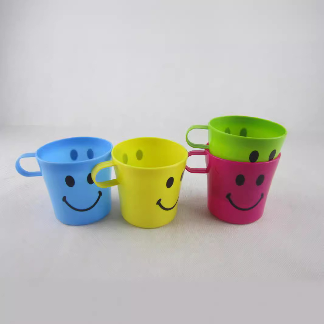 8 piezas de cara sonriente Copa PP taza de boca de plástico con mango taza de cepillo de dientes para niños Copa Europea taza de boca mini niños
