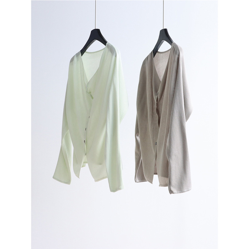 French Swing Collar Lyocell Long-Sleeved Knitwear Spring and Summer Cardigan Sun Protection Air-Conditioning Shirt Tencel Top Women's Simple Chic French Swing Collar Lyocell Long-Sleeved Knitwear Spring and Summer Cardigan Sun Protection Air-Conditioning Shirt Tencel Top Women's Simple Chic