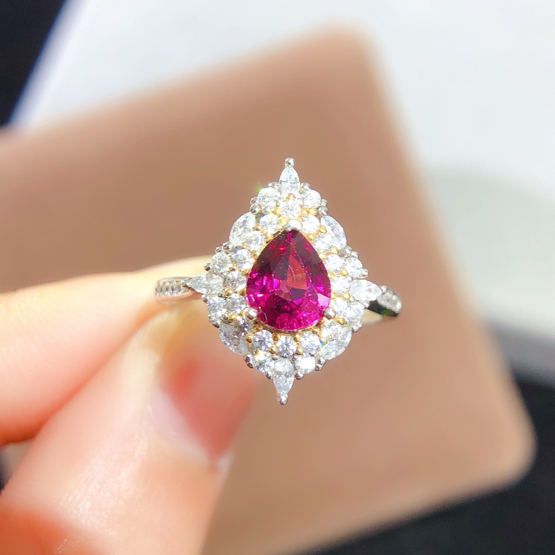Organic ring with stone pomegranate