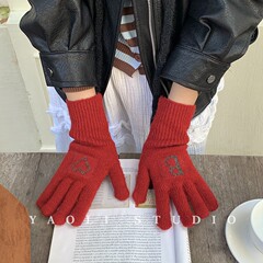 秋冬氛围针织纯色毛线B爱心刺绣手套女韩系ins保暖露指可触屏
