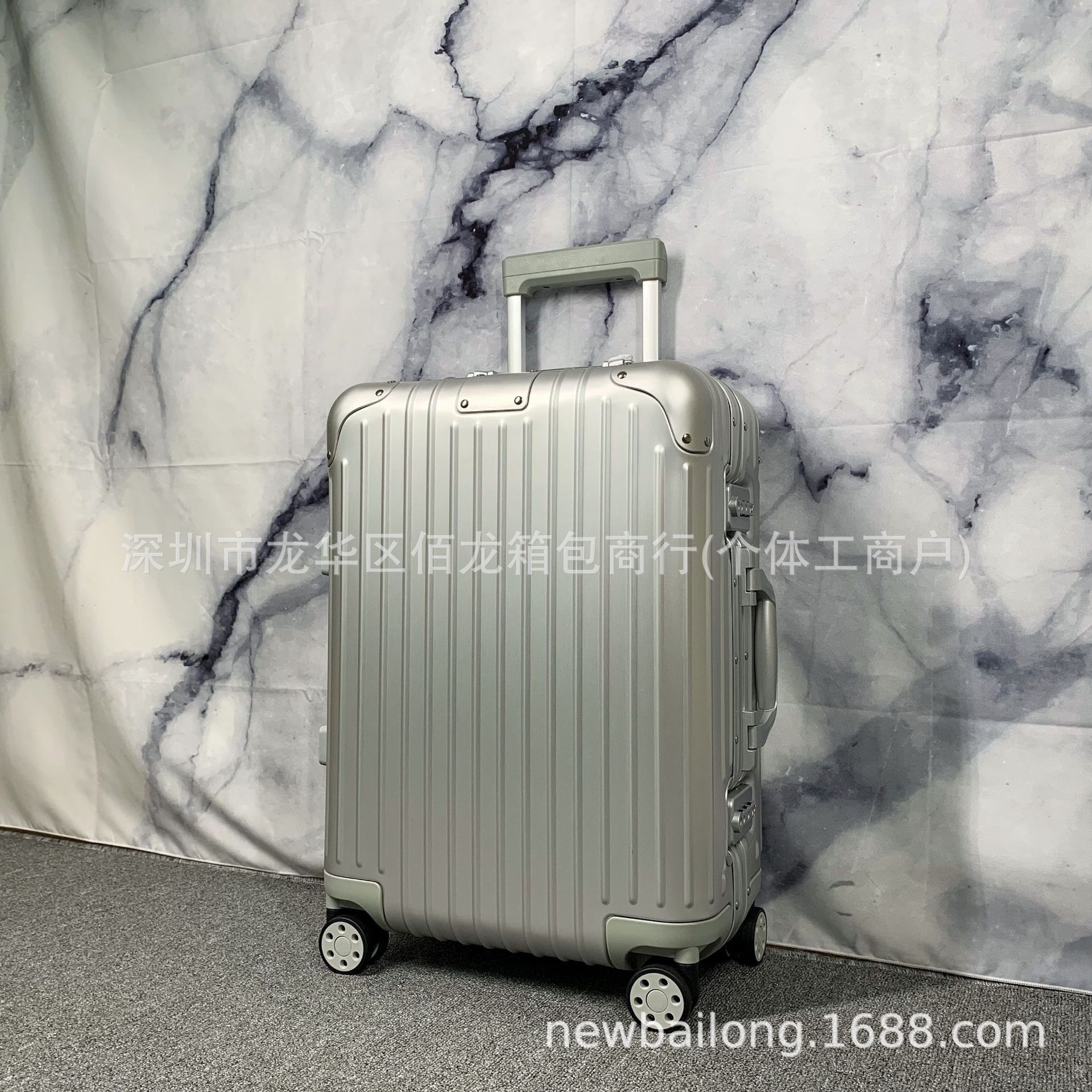 Silver (006 lock version) / 21inch (carry-on suitcase)