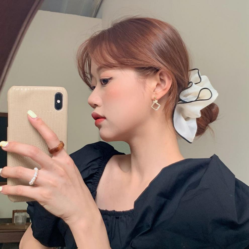 BC37C2B482944E4B45742518789FA1