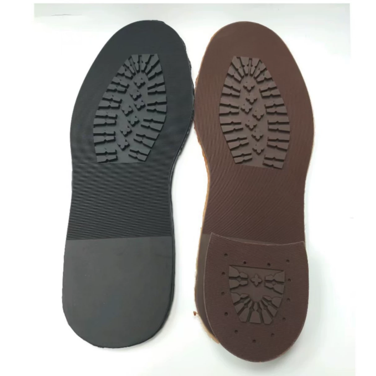 Утолщенная новая мужская и женская обувь больших и маленьких размеров, оптовая продажа, резиновая подошва, кожаная износостойкая противоскользящая подошва с цветком сливы