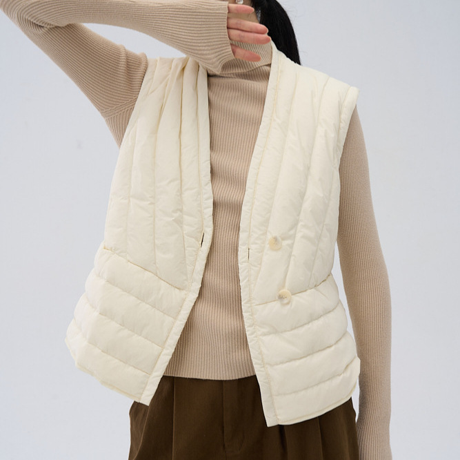 New Style down Vest for Women, V-Neck, Versatile Short-Sleeve Vest for Petite Women, Warm Vest