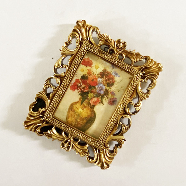 Wall retro photo frame