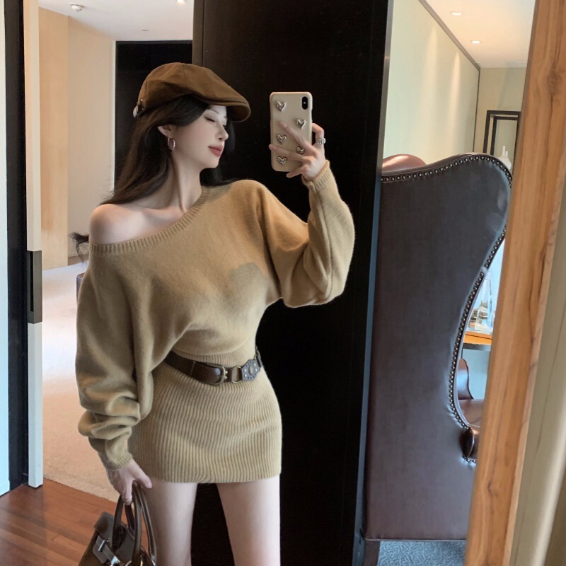 khaki Shoulder Long-sleeved Knitted dress Women's Autumn Slim-fit Sweater Short Skirt Pure Desire Wind-tight Waist Hip Skirt
