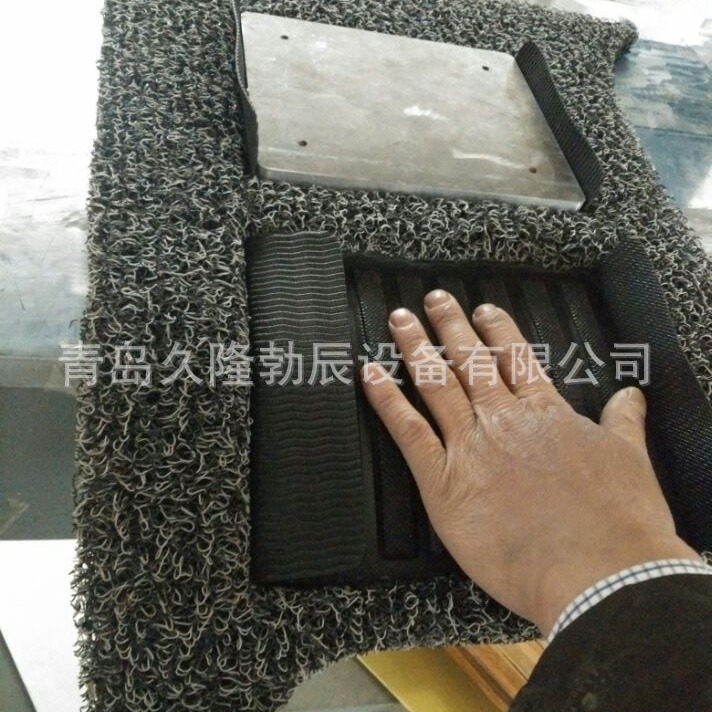 �����ϳ�Ƥ���豸���������豸,Ƥ��ѹ��������̺�Ⱥϻ�,�����е