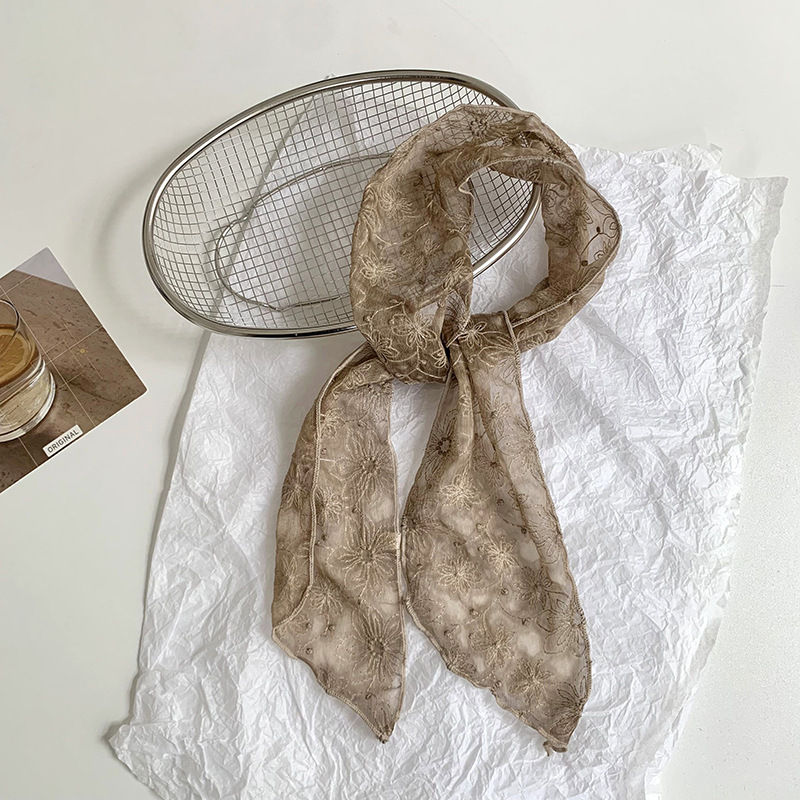 Pañuelo de seda de encaje, tira larga, sentido de alta gama, nueva primavera y verano, dulce cinta bordada, bufanda pequeña multiusos, cinta de bolsa atada