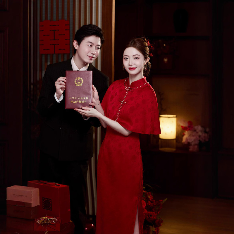 2026 New Red Engagement Qipao Dress Wedding Toast High-End Dress New Chinese Style National Style Set Qipao for Women 2026 New Red Engagement Qipao Dress Wedding Toast High-End Dress New Chinese Style National Style Set Qipao for Women