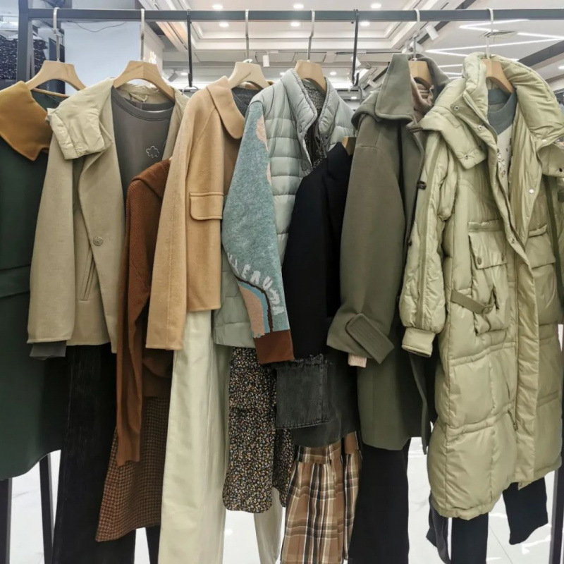 【CEXY24冬】虫二小院品牌折扣女装 走份货源看库存工厂档口货源