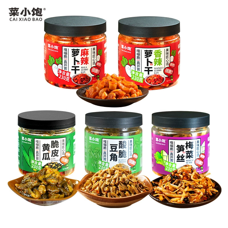 Овощи, хрустящие огурцы, сладкие и пряные, сушеная редька, фасоль, побеги бамбука из сливы