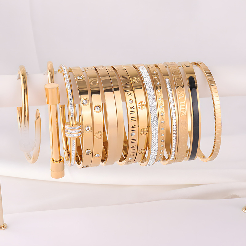 Titanium Steel Bracelet, Vacuum Electroplated Non-Fading Stainless Steel Bracelet, Niche Versatile Accessible Luxury High-End Full Diamond Bracelet