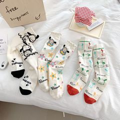 Cute cartoon girl Japanese-style sweet schoolgirl crew socks, comfortable cotton socks with moisture absorption and breathability
