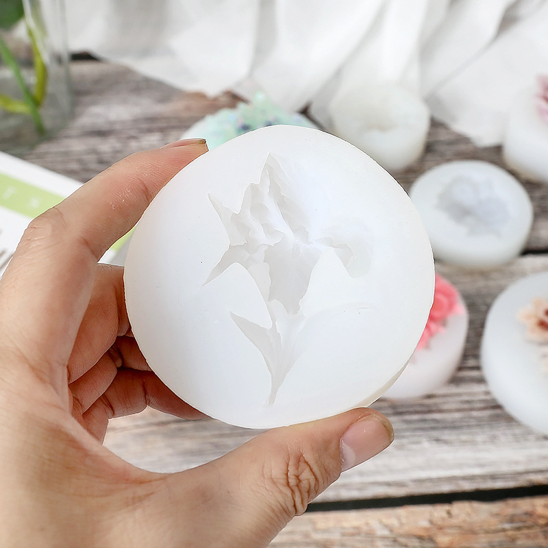 Cross-border new ornaments 3D three-dimensional glue drop mold DIY flower aromatherapy candle mold silicone gypsum mold