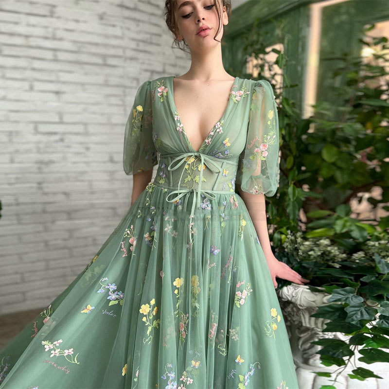 European and American evening dress foreign trade green tulle dance dress puff sleeve V-neck flower floor-length V-neck sexy long dress