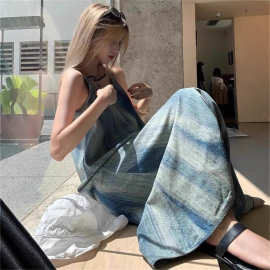 法式晕染吊带连衣裙女夏季2025新款宽松慵懒小众别致蓝色长裙子潮