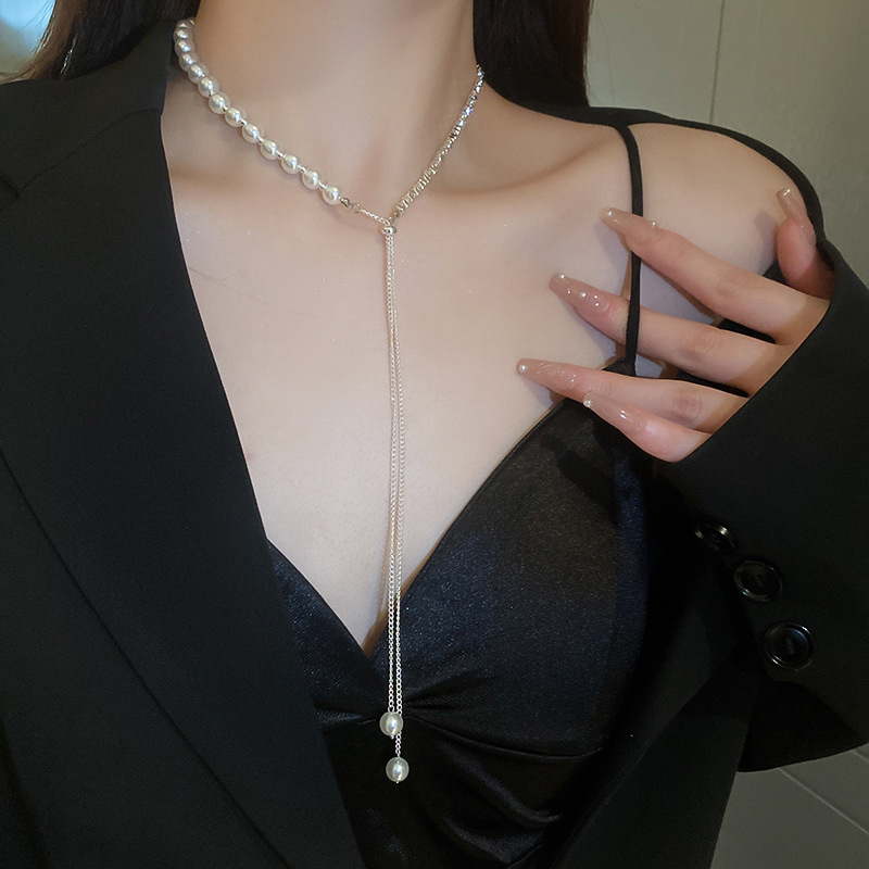 不規則な長いタイプの真珠のネックレスのフランス式の軽い豪華な気質のセーターのチェーンの小さい大衆のシンプルで高級感の項は卸売りの女性を飾ります。|undefined