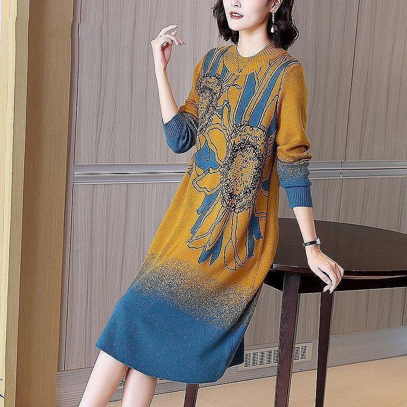 Elegant knitted sweater