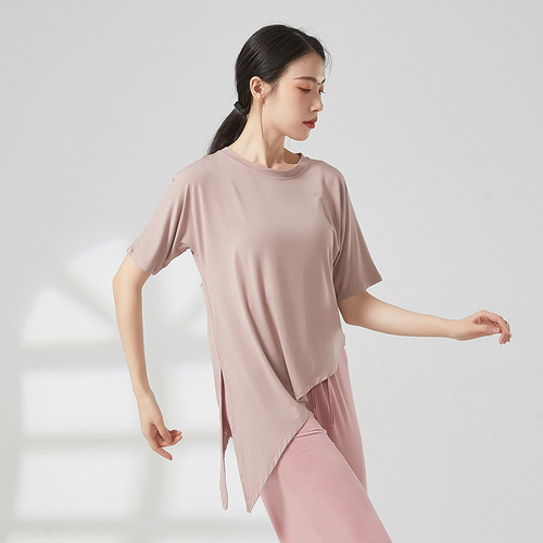 Modern dance practice uniform for women, loose short-sleeve white T-shirt design style, for art exam performance