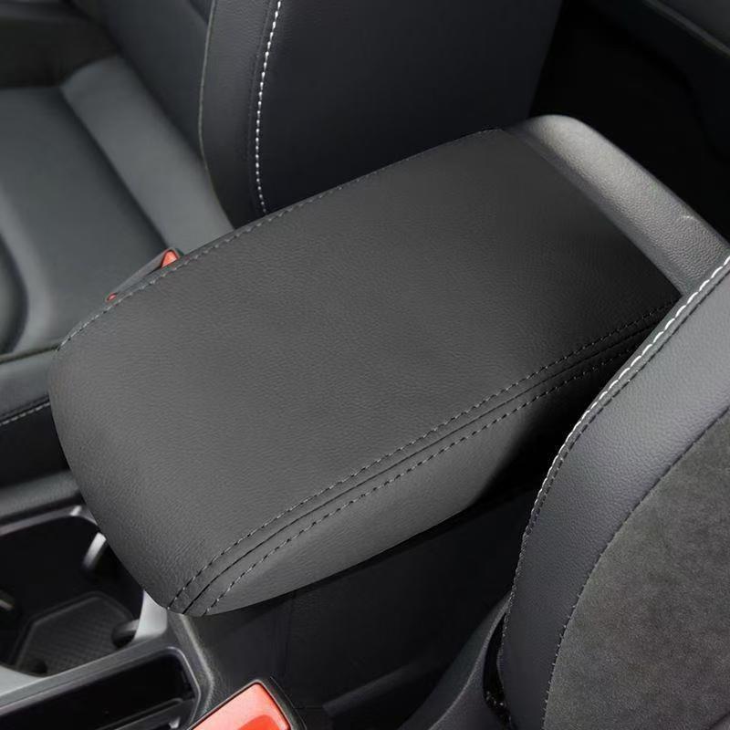 Suitable for 10-16 and 17-21 Models of Volkswagen Tiguan, Leather Protective Cover for the Central Armrest Box