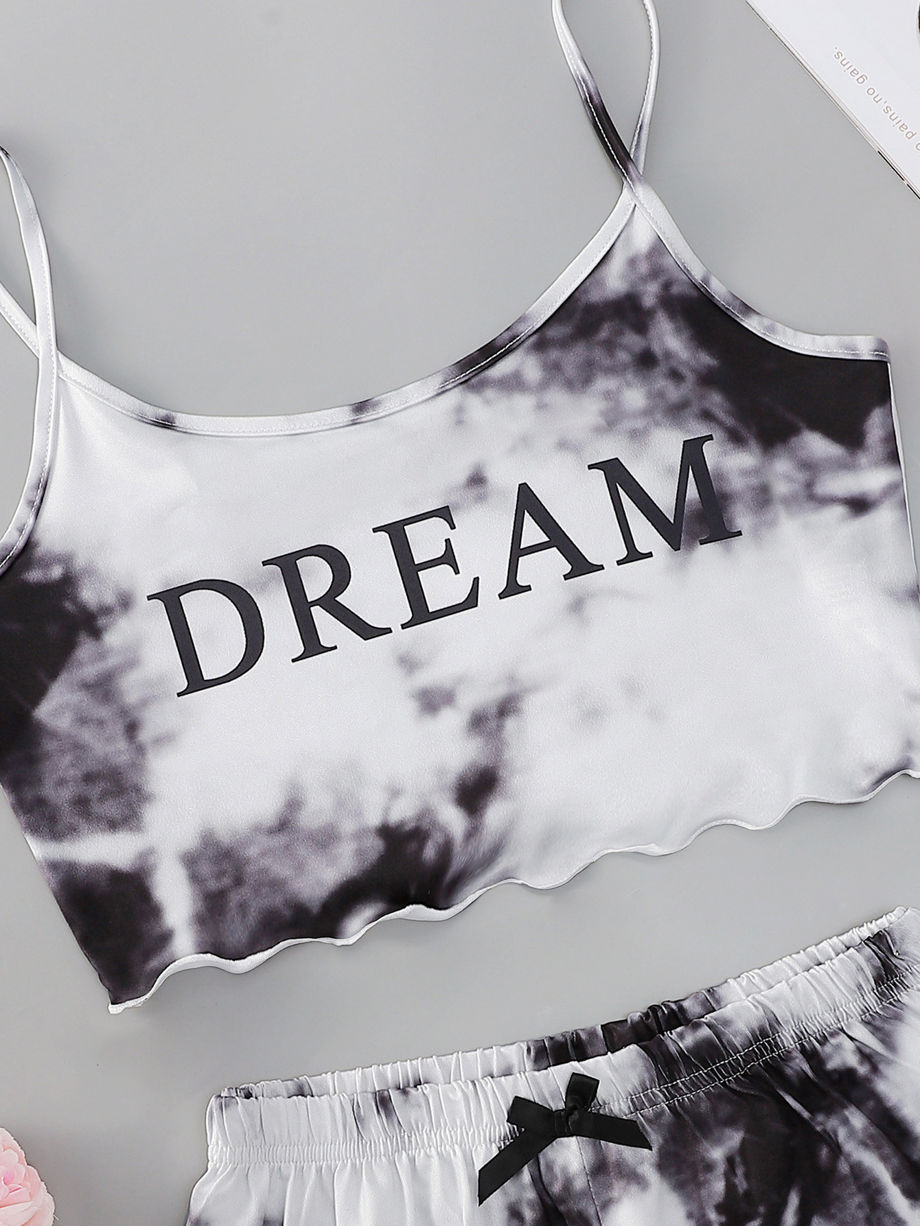 Nueva Camiseta de manga corta con estampado English DREAM y traje de ropa para el hogar con pantalones cortos teñidos en corbata TL9400