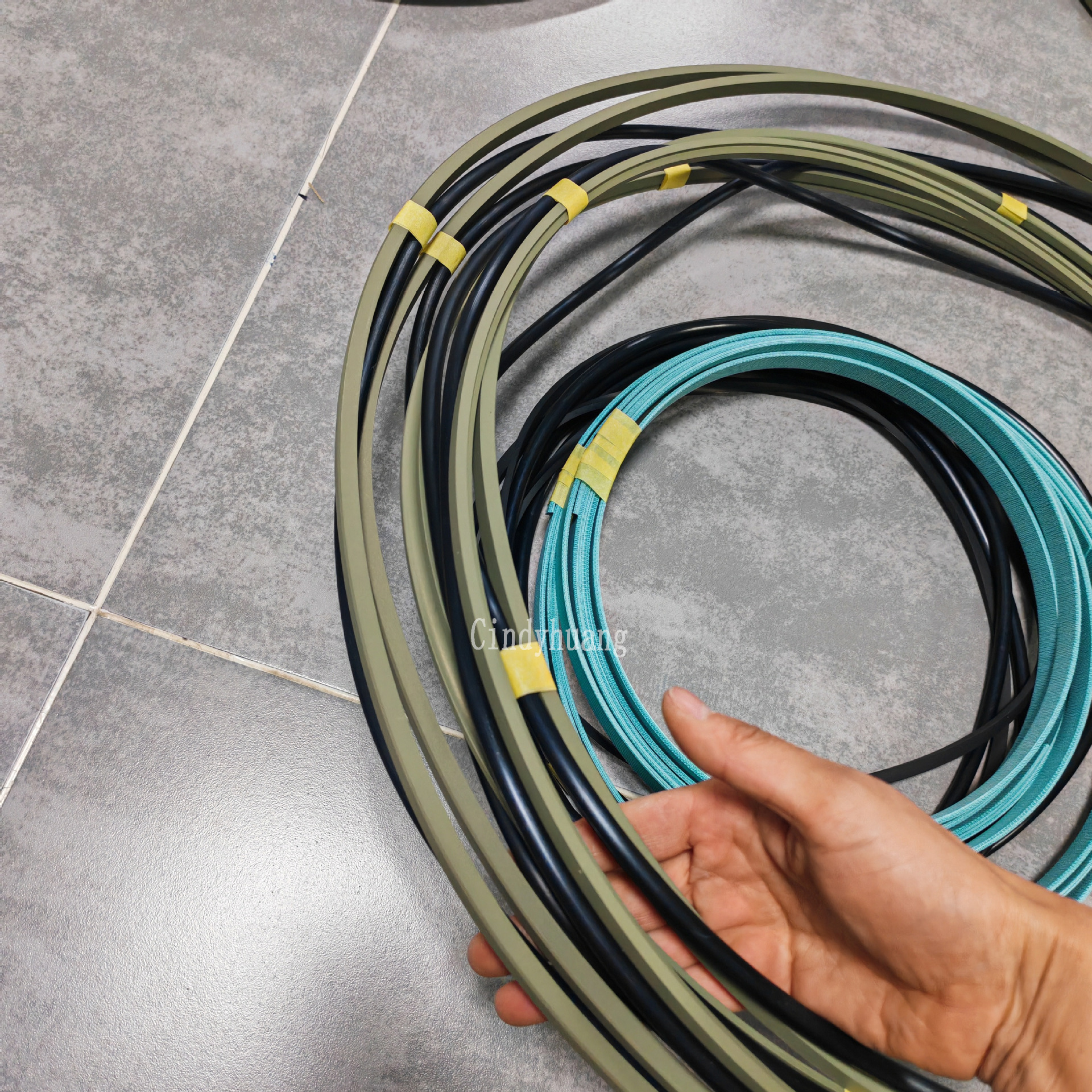 水泥厂用利君辊压机修理包川润450/370/80 550/ 450/90