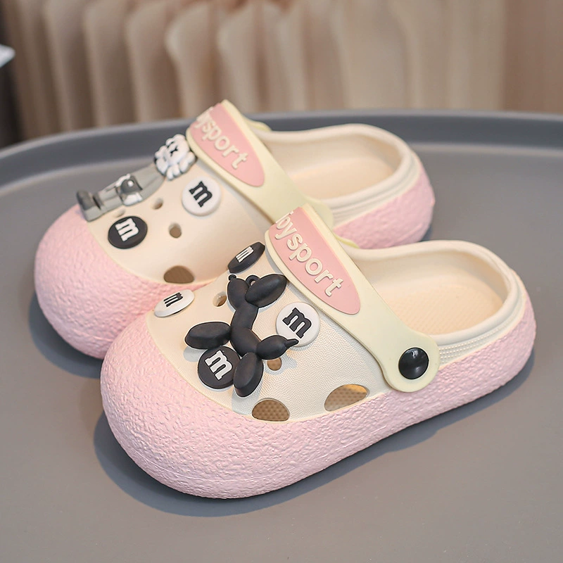 Новые детские сабо с цветными блоками, летние модные повседневные сандалии с закрытым носком из ЭВА для малышей с героями мультфильмов.