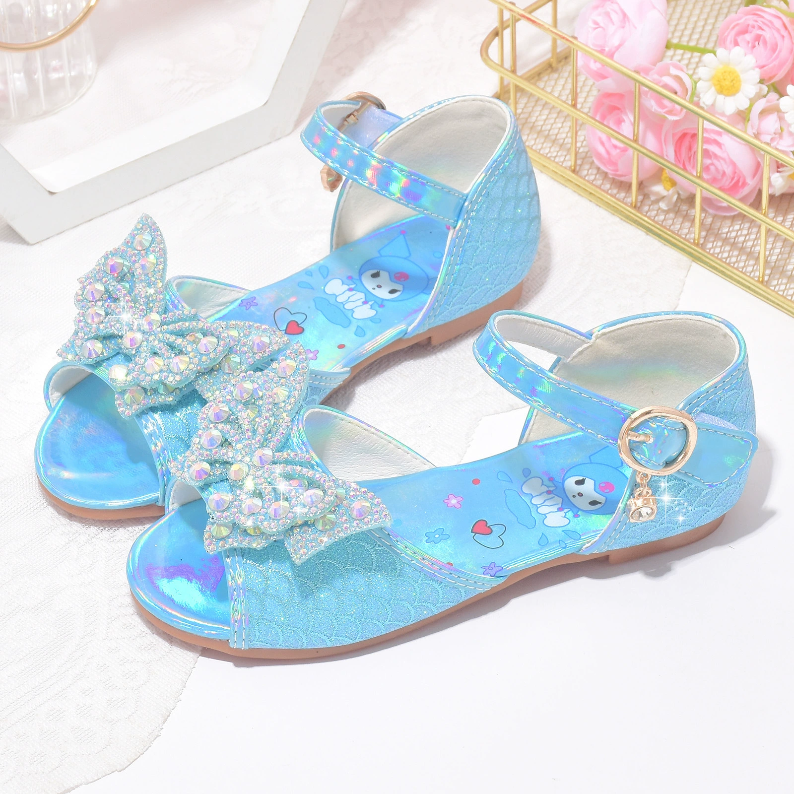 Детская обувь производитель кожаный ремень для девочек сандалии Детские хрустальные туфли для маленьких девочек куроми обувь для летних новых принцесс