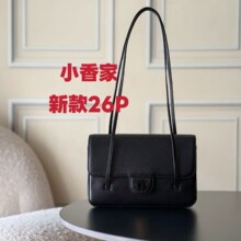 С���L�¿�Jennieͬ��26preppycocoҸ��ţƤ���w���L�ֱ��μ�Ů��