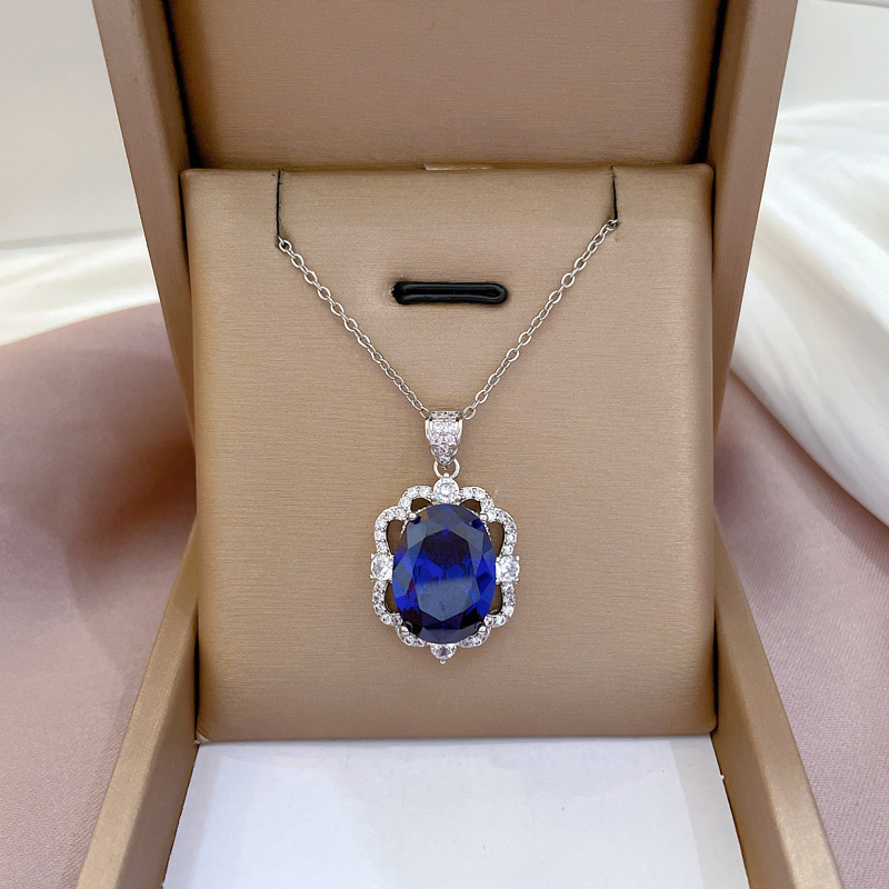 Edle Halskette Aus Titanstahl Mit Blauem Edelstein Für Damen_voghion.com